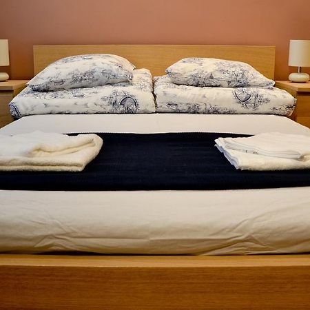777 Apartaments Краков Экстерьер фото