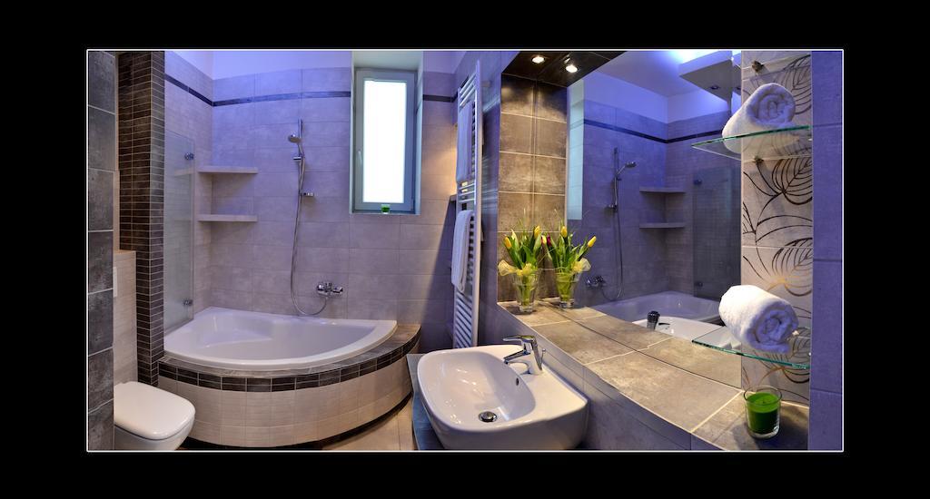 777 Apartaments Краков Номер фото
