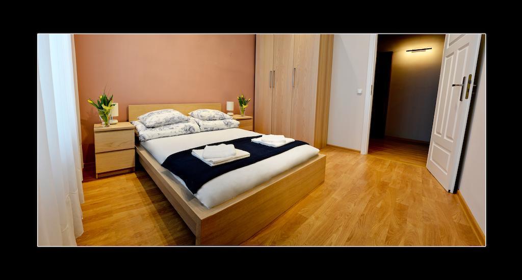 777 Apartaments Краков Номер фото