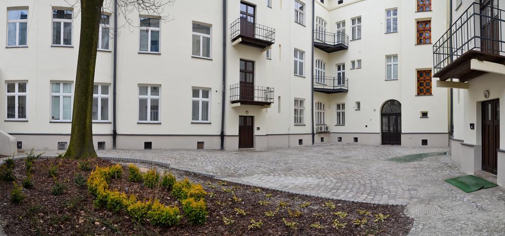 777 Apartaments Краков Экстерьер фото