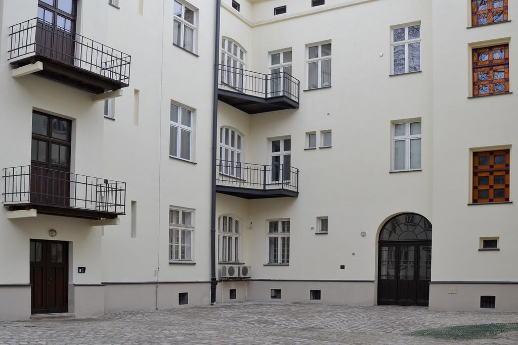 777 Apartaments Краков Экстерьер фото