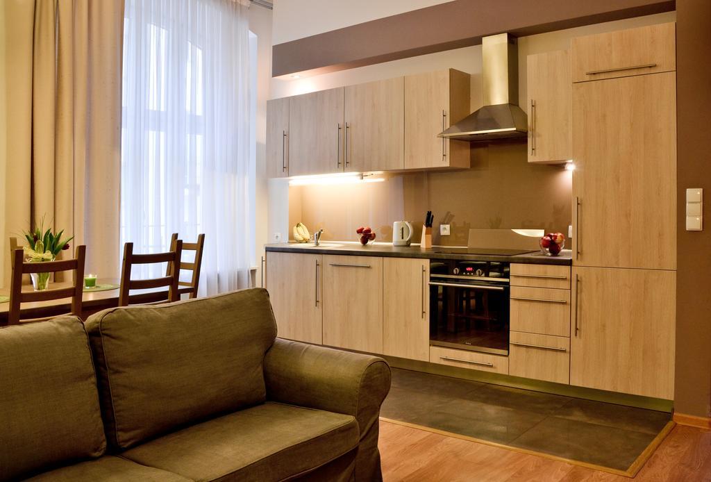 777 Apartaments Краков Экстерьер фото