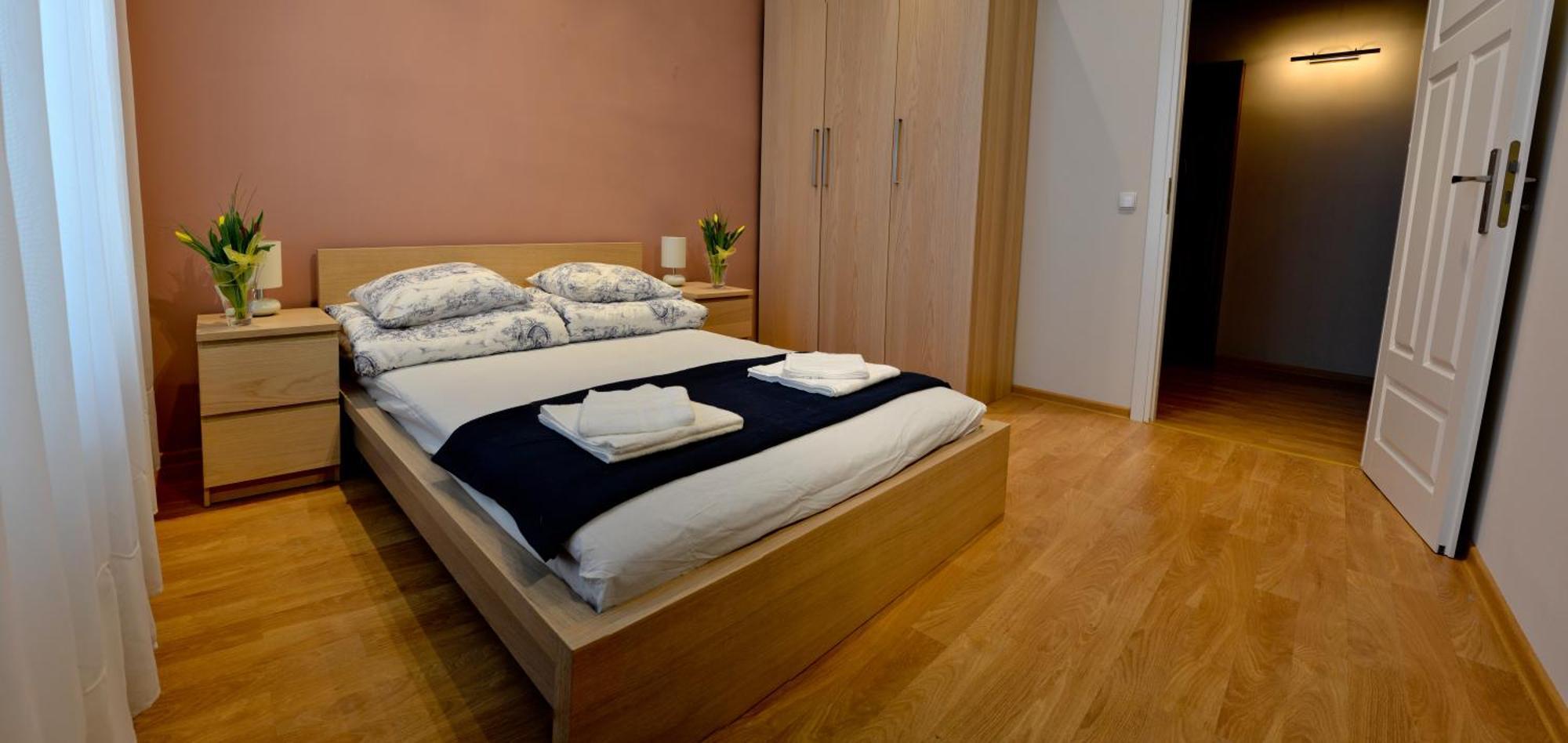 777 Apartaments Краков Экстерьер фото
