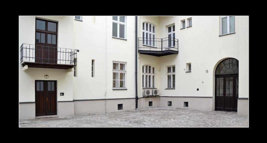 777 Apartaments Краков Экстерьер фото
