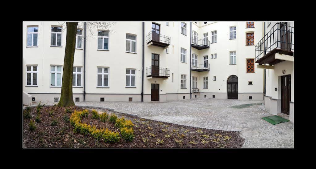 777 Apartaments Краков Экстерьер фото
